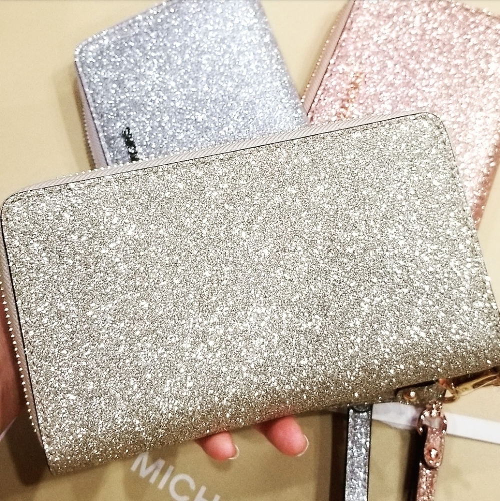 🔥LAST 1🔥NWT MK GLITTER LEATHER WRISLET WALLET - Picture 6 of 8